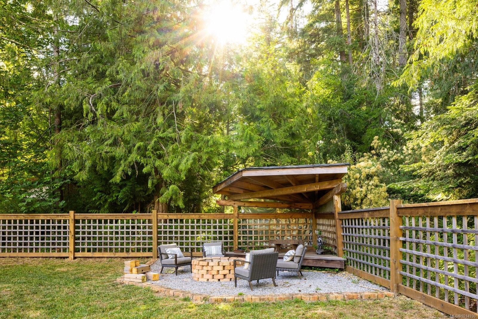 2656 Moncur Rd, Shawnigan Lake, BC