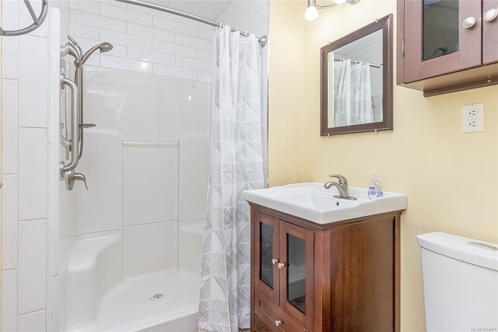 9992 Beach Dr, Chemainus, BC