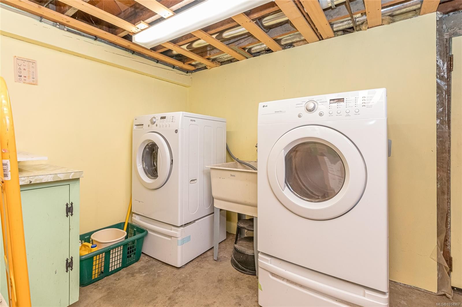 9992 Beach Dr, Chemainus, BC