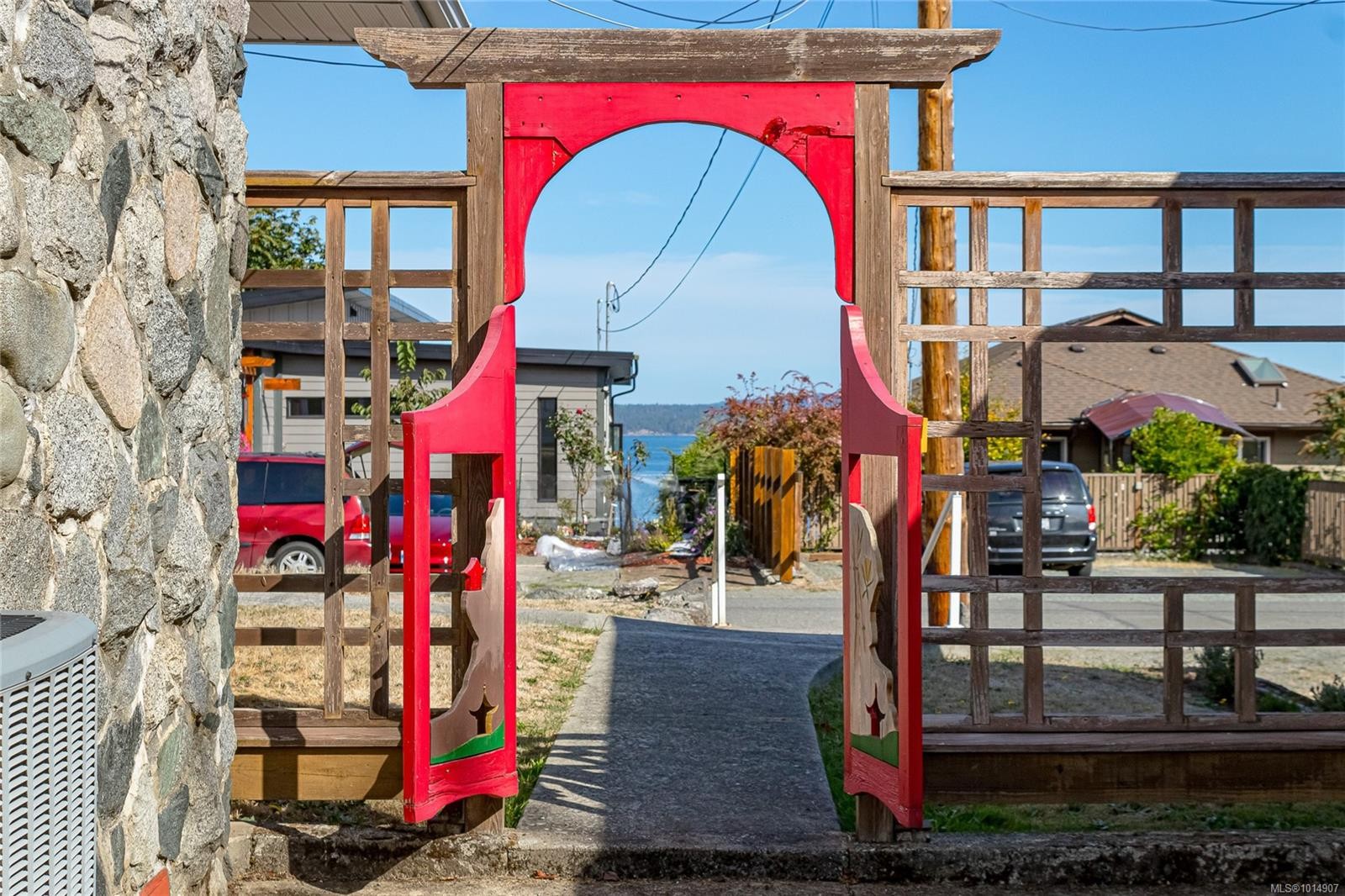 9992 Beach Dr, Chemainus, BC