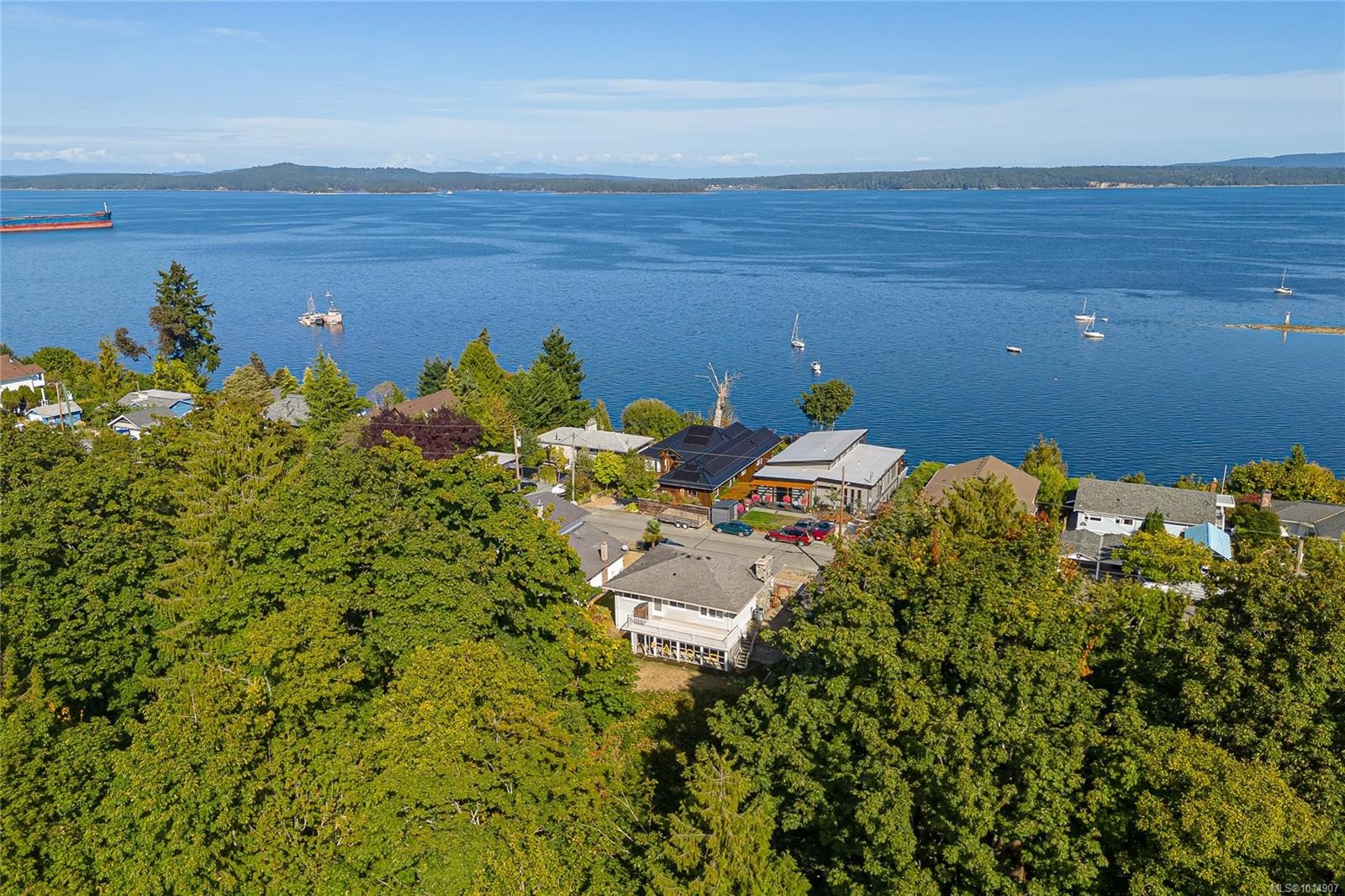 9992 Beach Dr, Chemainus, BC