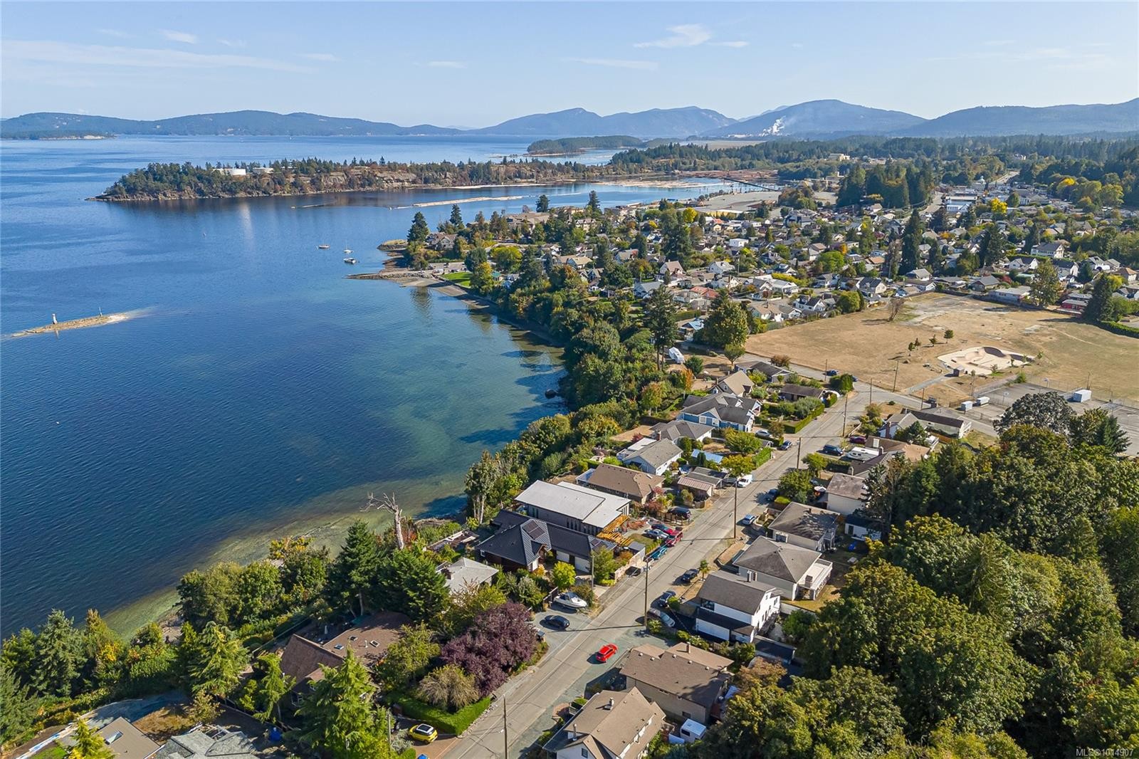 9992 Beach Dr, Chemainus, BC