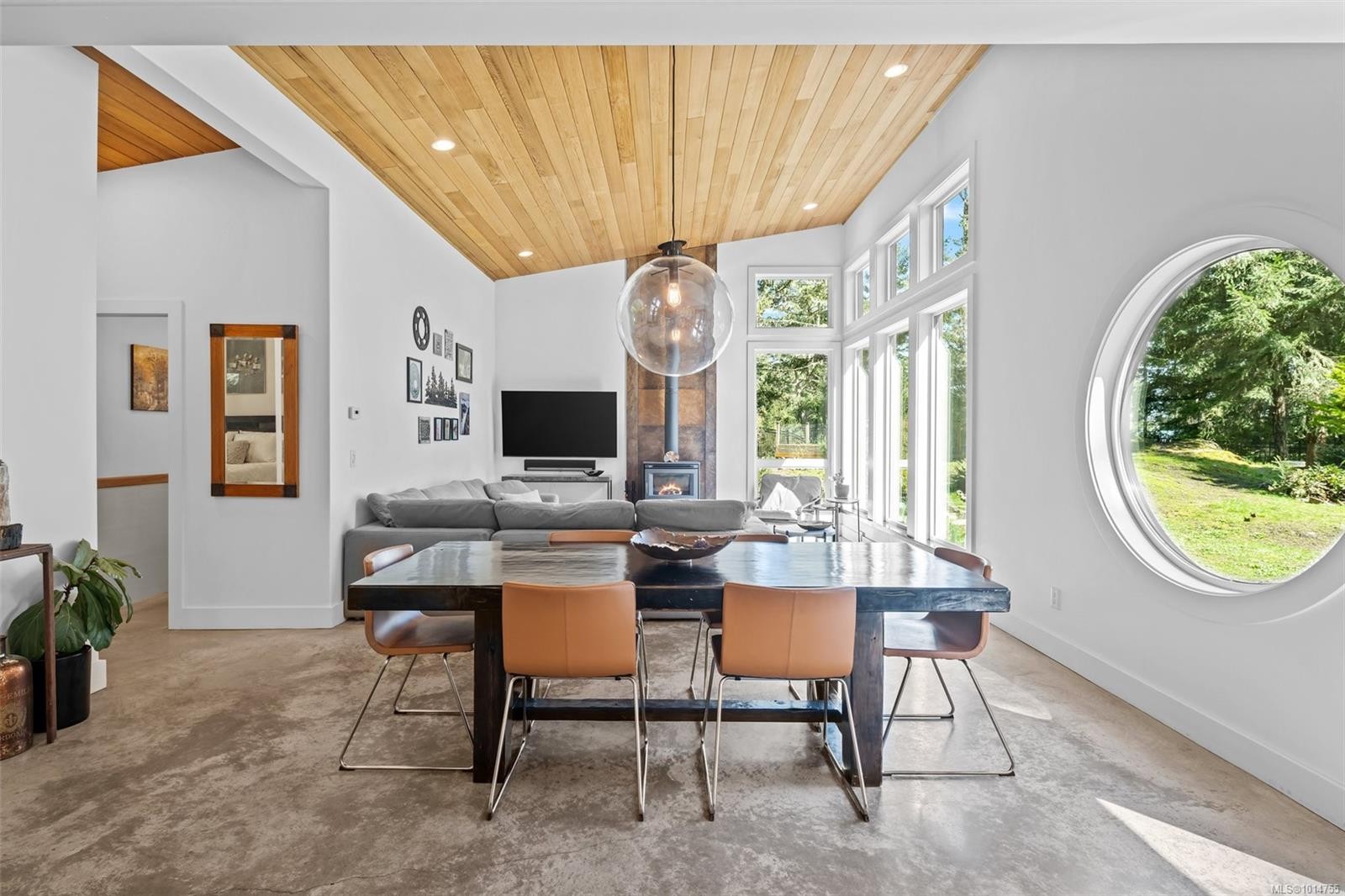 2405 Carpenter Rd, Sooke, BC