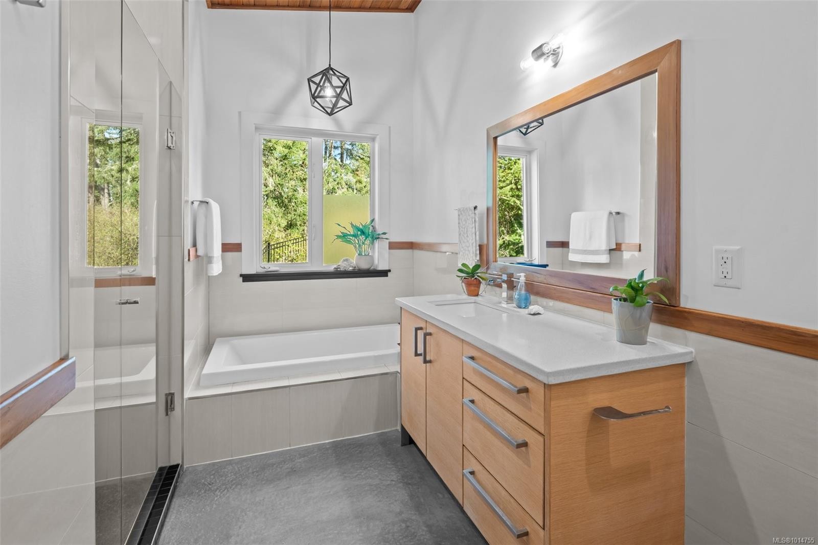 2405 Carpenter Rd, Sooke, BC