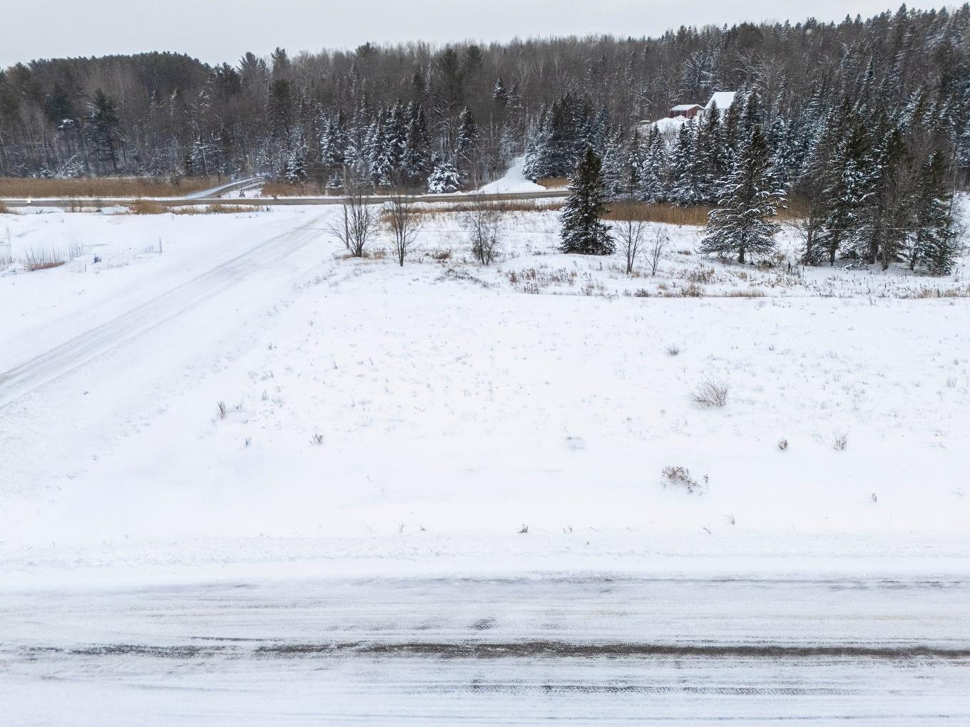 Aerial photo - Rue Étienne-Desmarteau, Sherbrooke (Brompton/Rock Forest/Saint-Élie/Deauville), QC