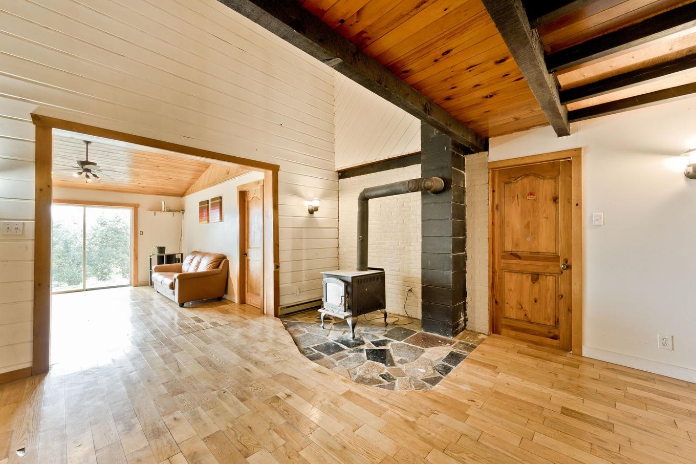 Overall view - 1000 10E Rang, Saint-Herménégilde, QC - Indoor Photo Showing Other Room