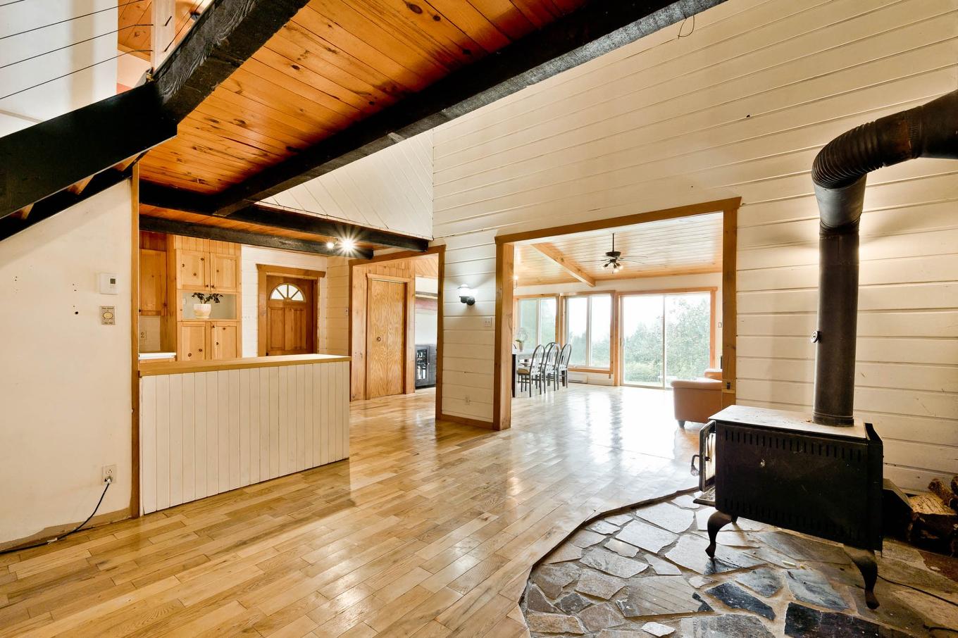 Overall view - 1000 10E Rang, Saint-Herménégilde, QC - Photo Showing Other Room