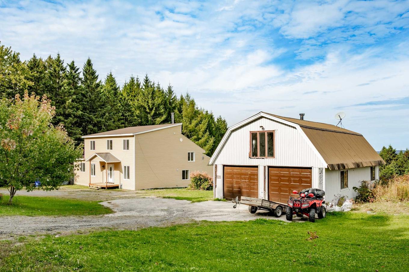 Frontage - 1000 10E Rang, Saint-Herménégilde, QC - Outdoor