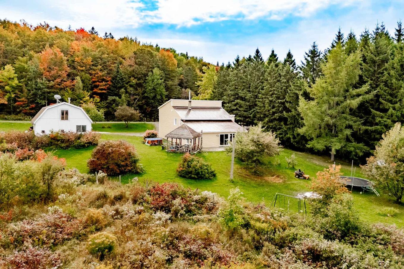 Exterior - 1000 10E Rang, Saint-Herménégilde, QC - Outdoor