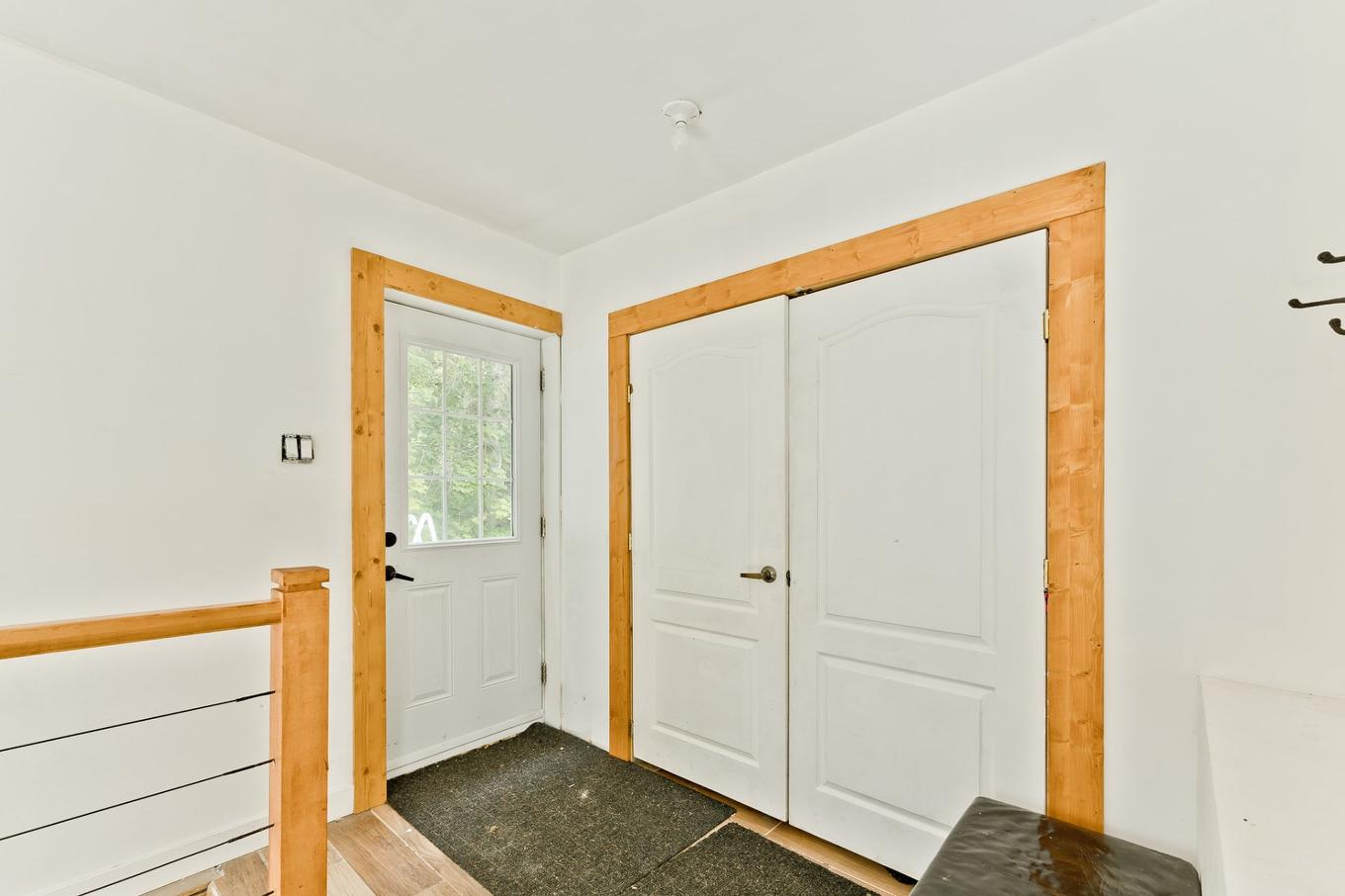 Hall - 1000 10E Rang, Saint-Herménégilde, QC - Indoor Photo Showing Other Room