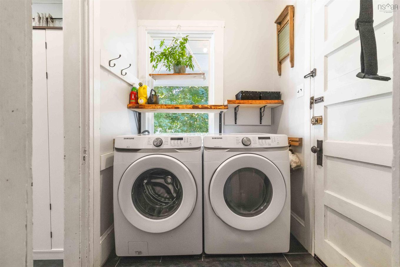 61 York Street, Bridgewater, NS