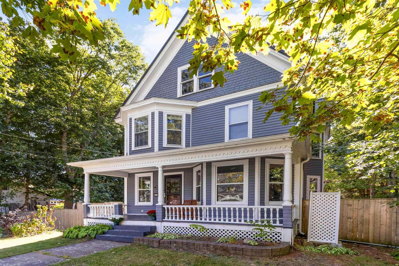 61 York Street, Bridgewater, NS