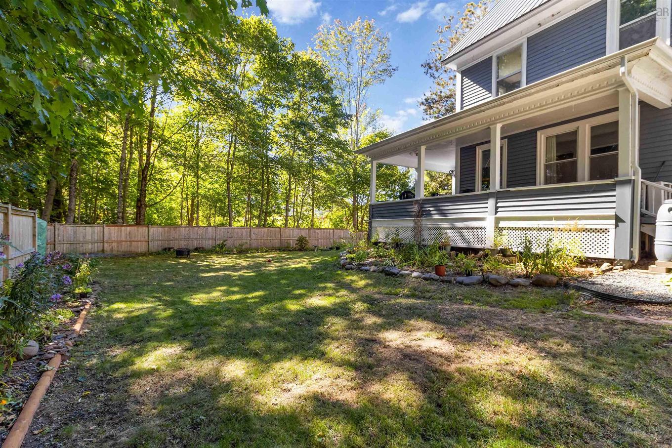 61 York Street, Bridgewater, NS