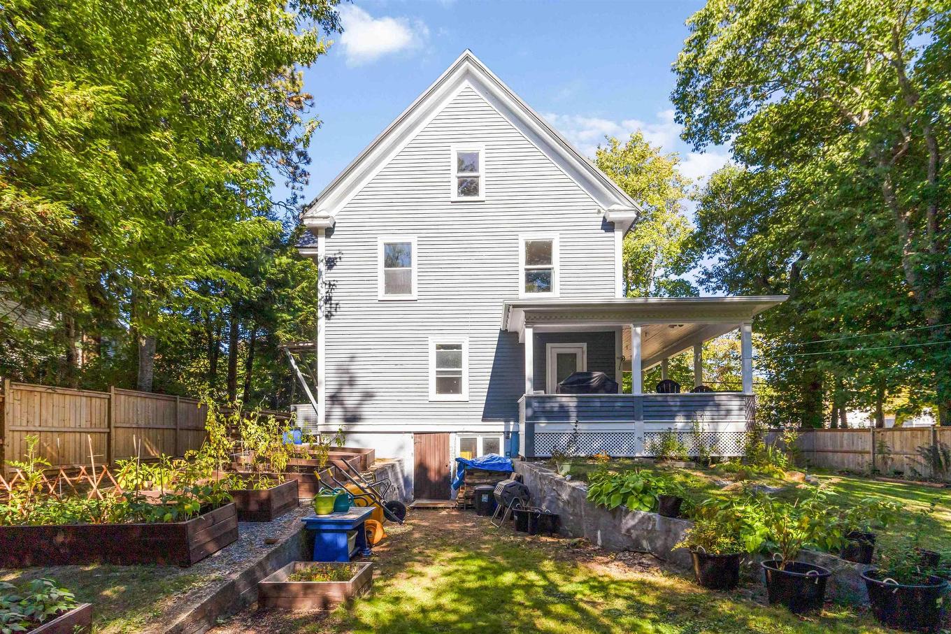 61 York Street, Bridgewater, NS