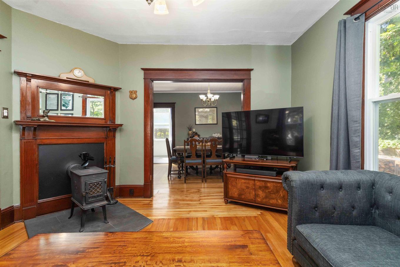 61 York Street, Bridgewater, NS