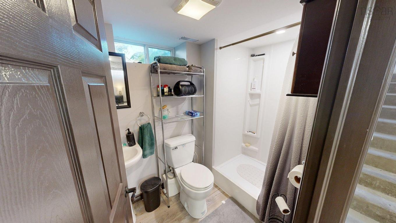 1518/1520 Bridge Street, Kingston, NS