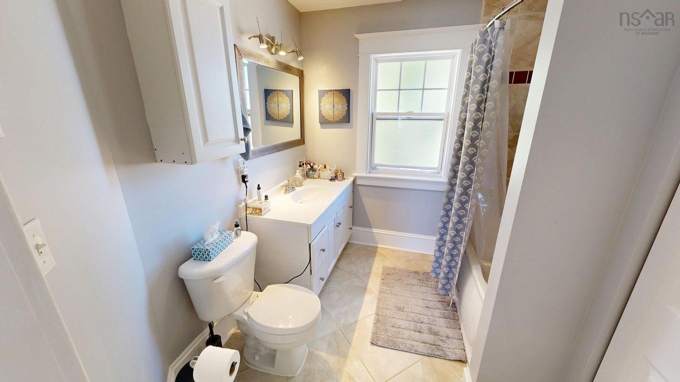 1518/1520 Bridge Street, Kingston, NS