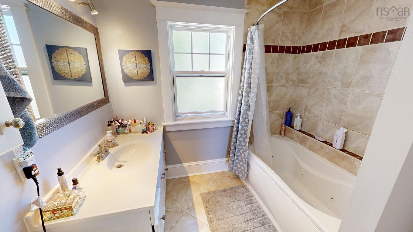 1518/1520 Bridge Street, Kingston, NS