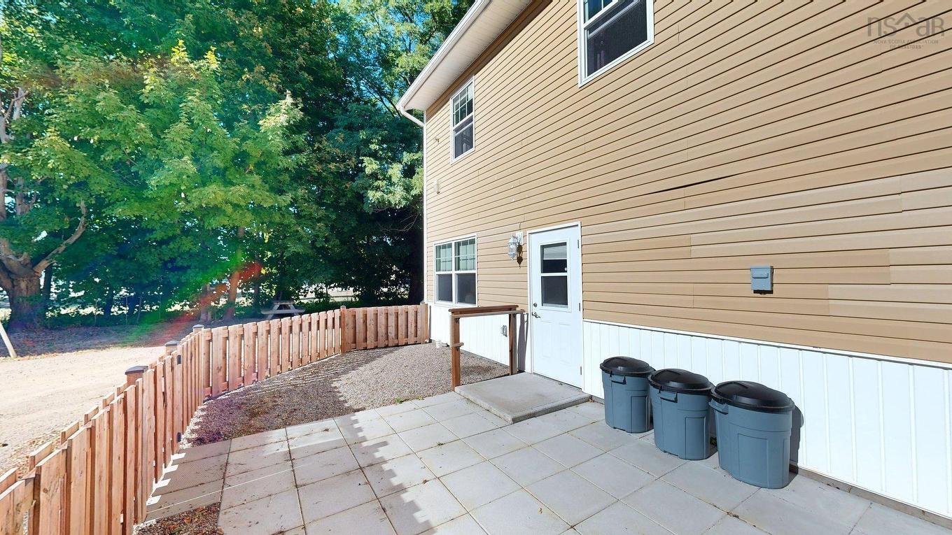 1518/1520 Bridge Street, Kingston, NS