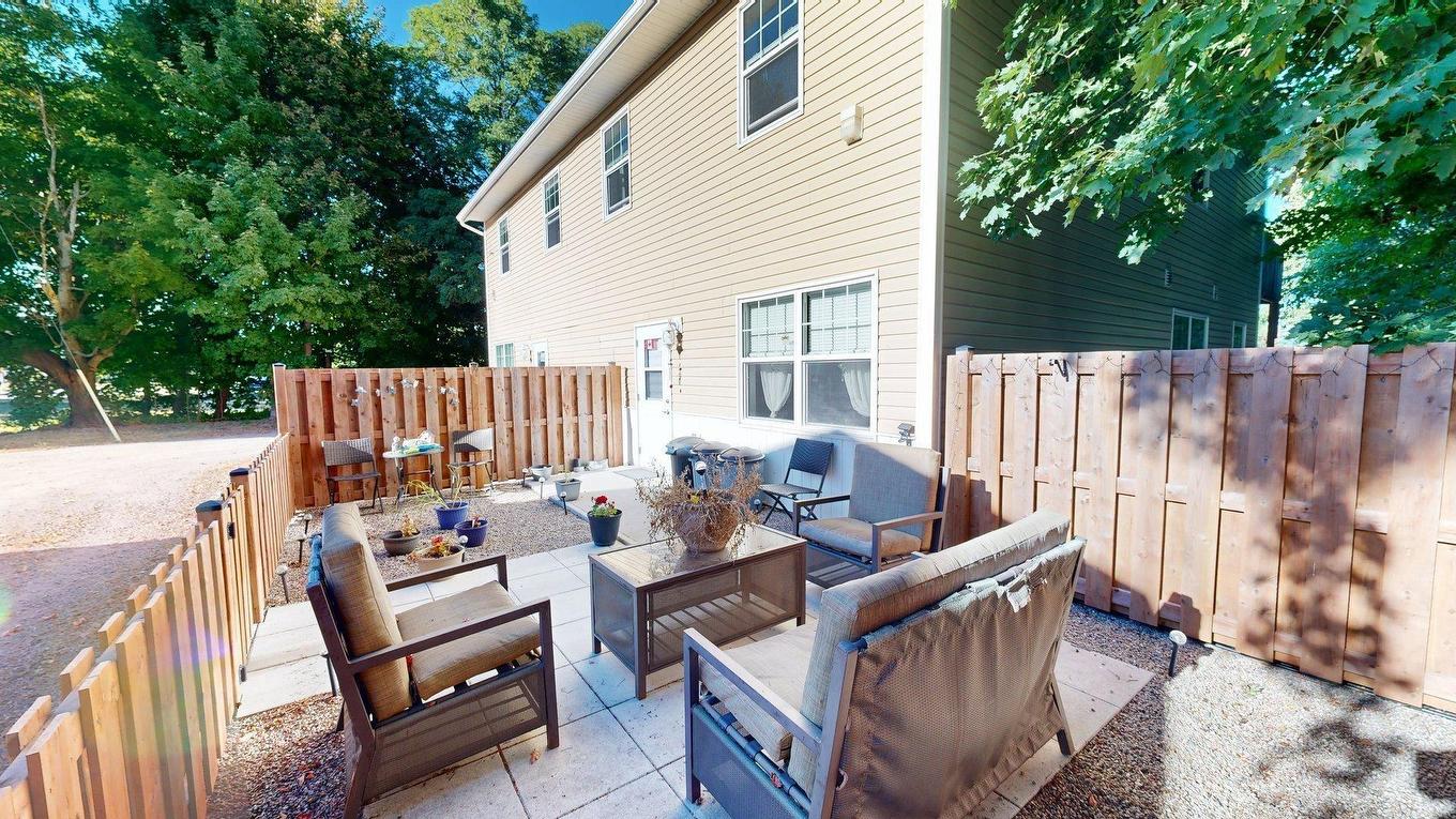 1518/1520 Bridge Street, Kingston, NS