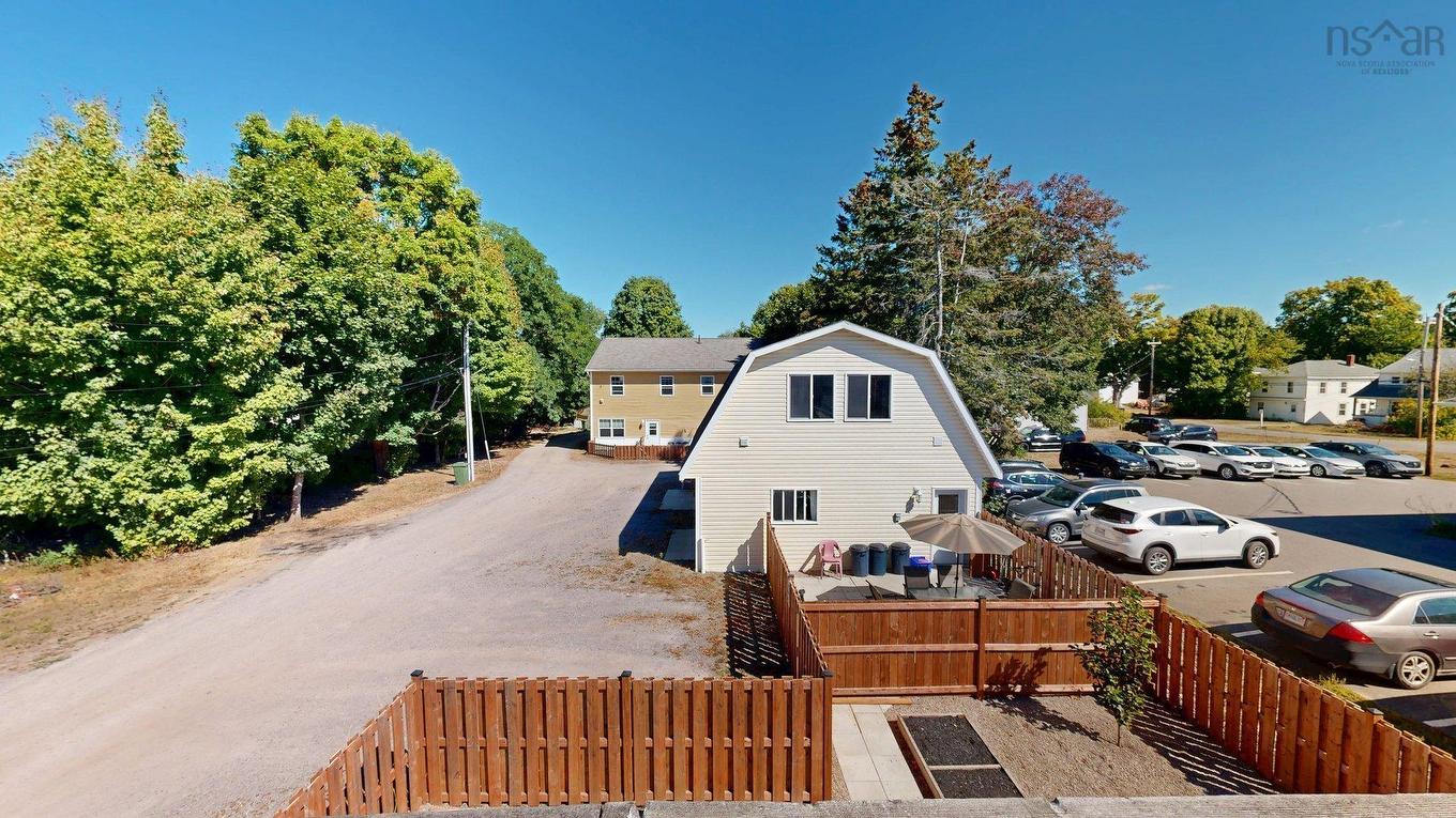 1518/1520 Bridge Street, Kingston, NS