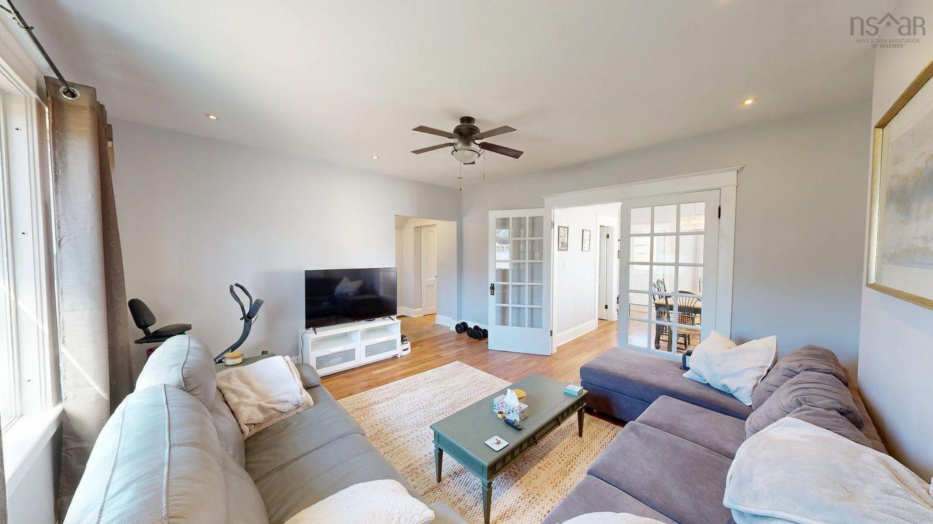 1518/1520 Bridge Street, Kingston, NS