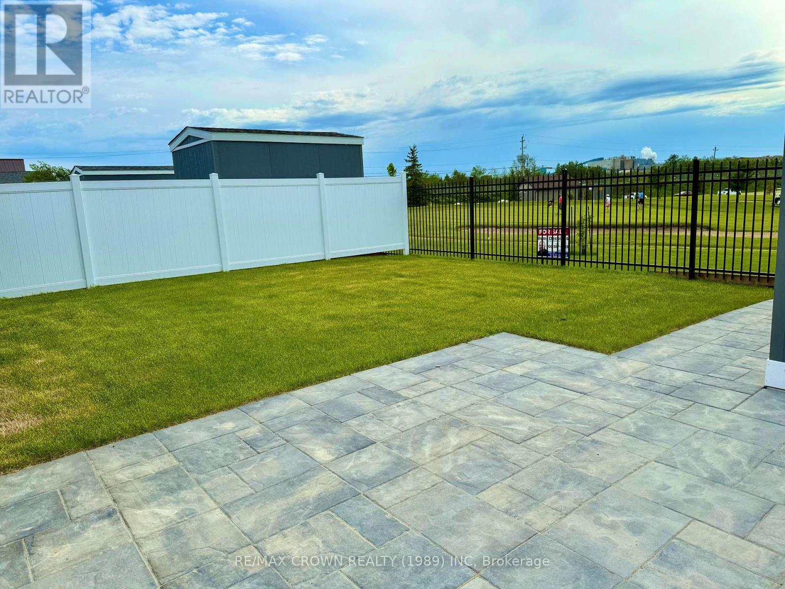 18 Golf Street, Kapuskasing, ON - Outdoor