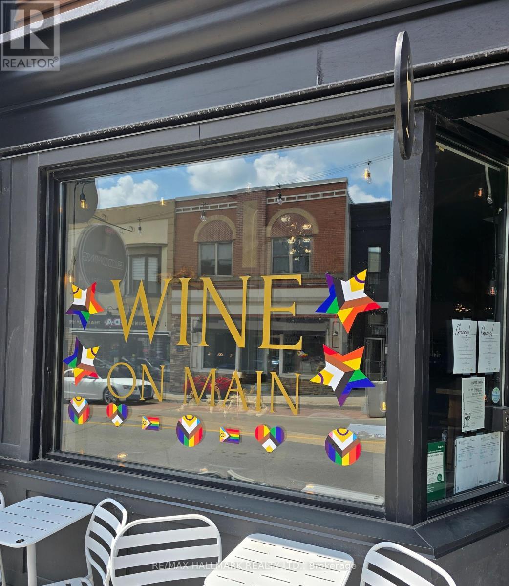 186 Main Street S, Newmarket, ON