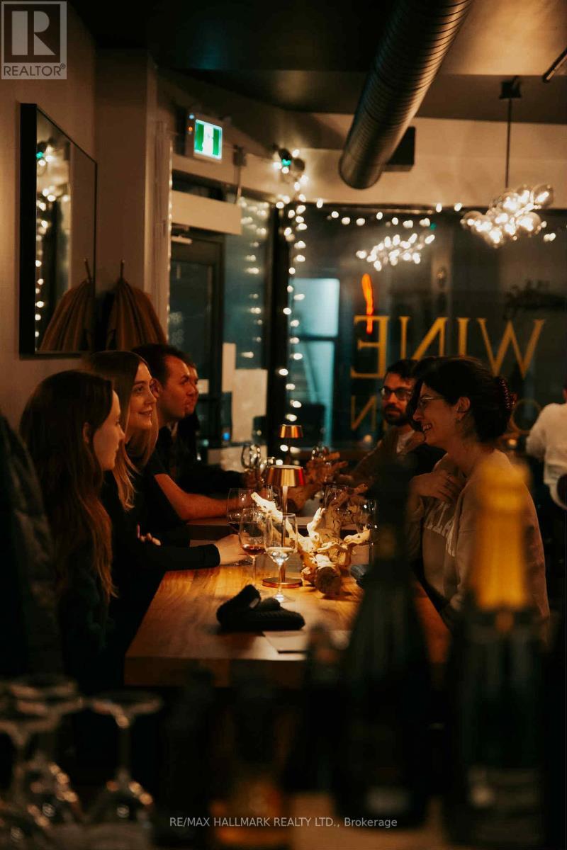 186 Main Street S, Newmarket, ON