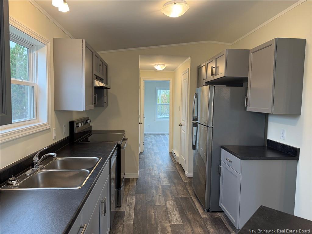 11 Orchard Cres, Picadilly, NB