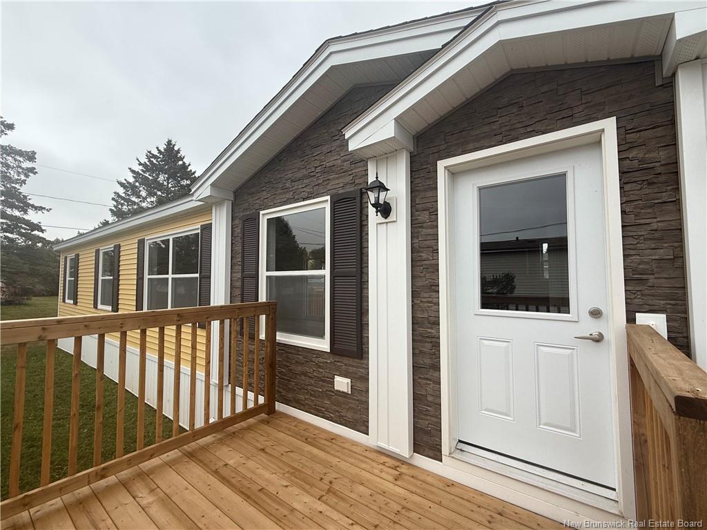 11 Orchard Cres, Picadilly, NB