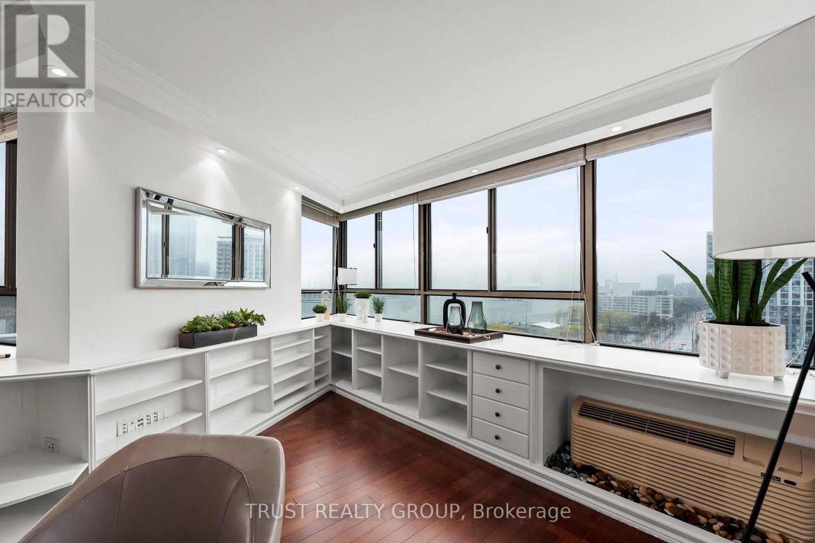 1201/02 - 270 Queens Quay W, Toronto, ON - Indoor