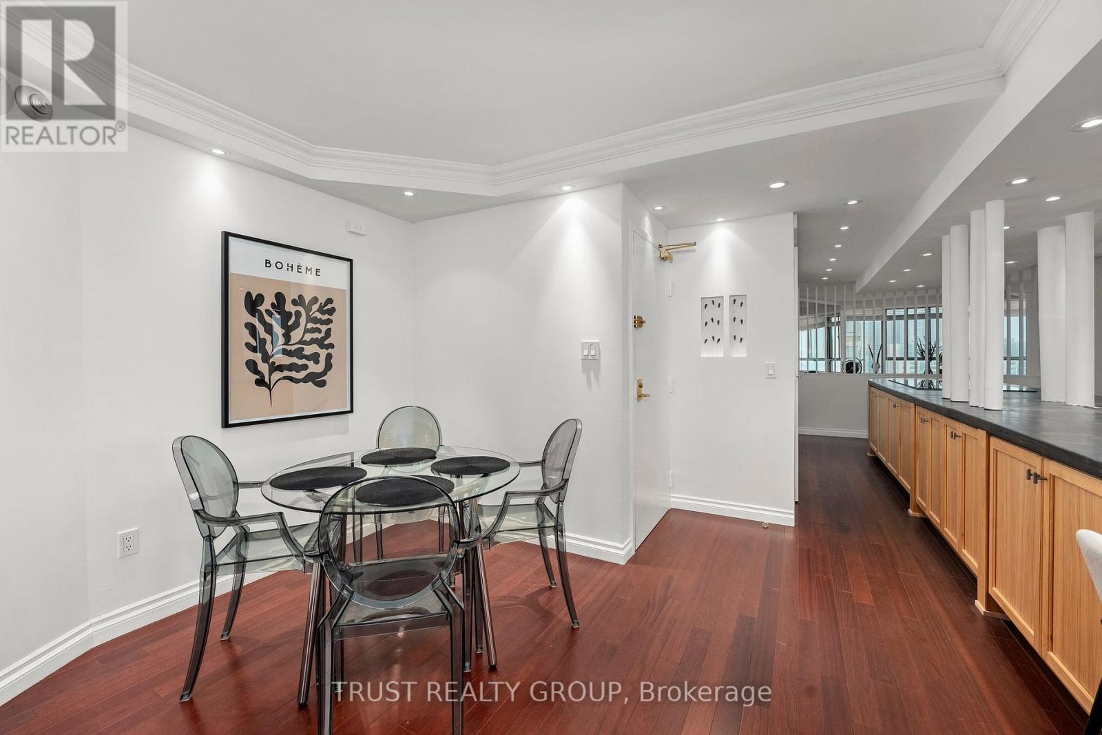 1201/02 - 270 Queens Quay W, Toronto, ON - Indoor