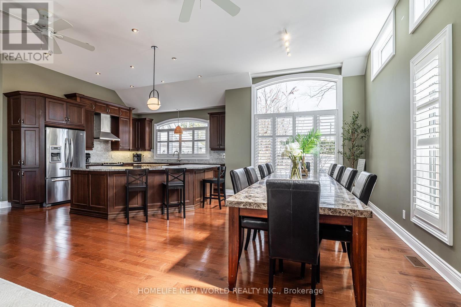 253 Stephenson Point Road, Scugog, ON - Indoor Photo Showing Dining Room
