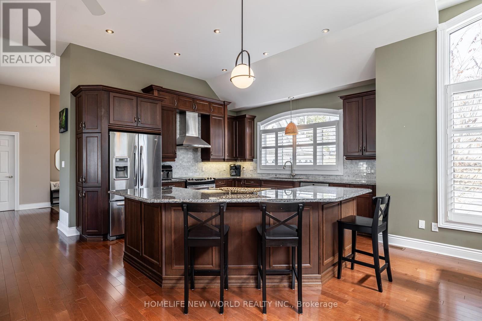 253 Stephenson Point Road, Scugog, ON - Indoor Photo Showing Kitchen With Upgraded Kitchen