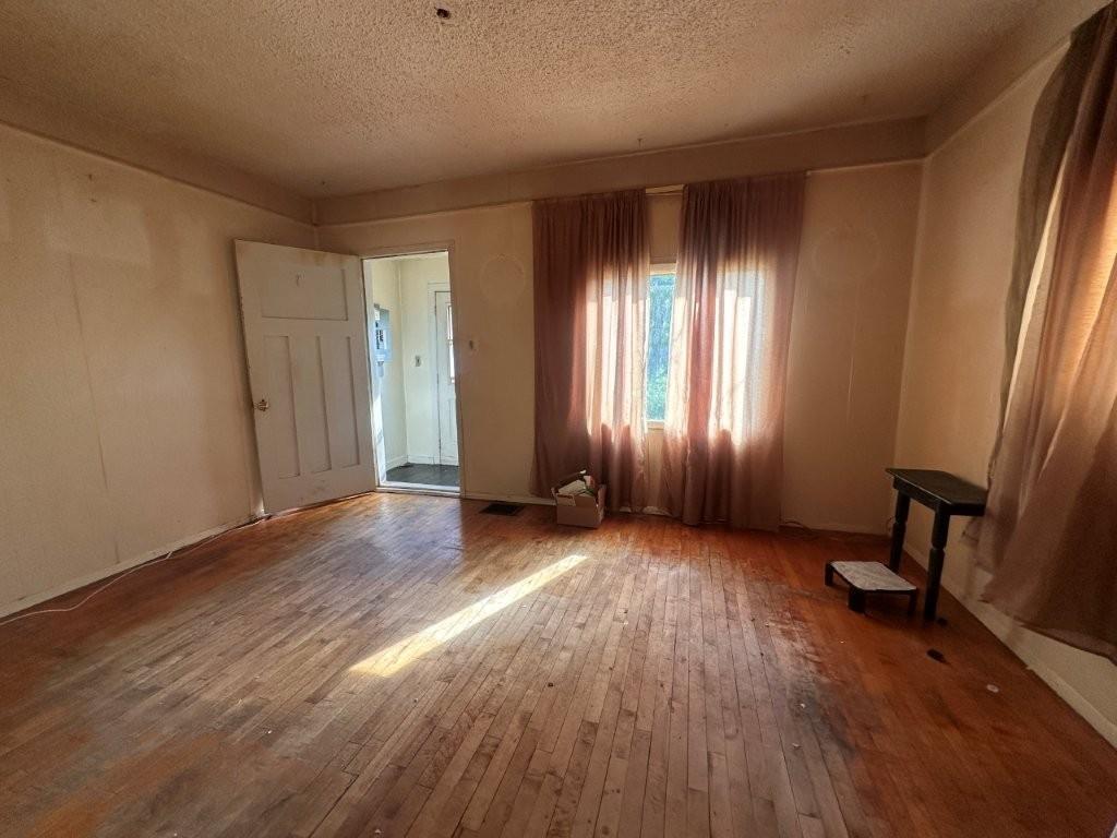 92 Windemere Ave S, Thunder Bay, ON - Indoor Photo Showing Other Room