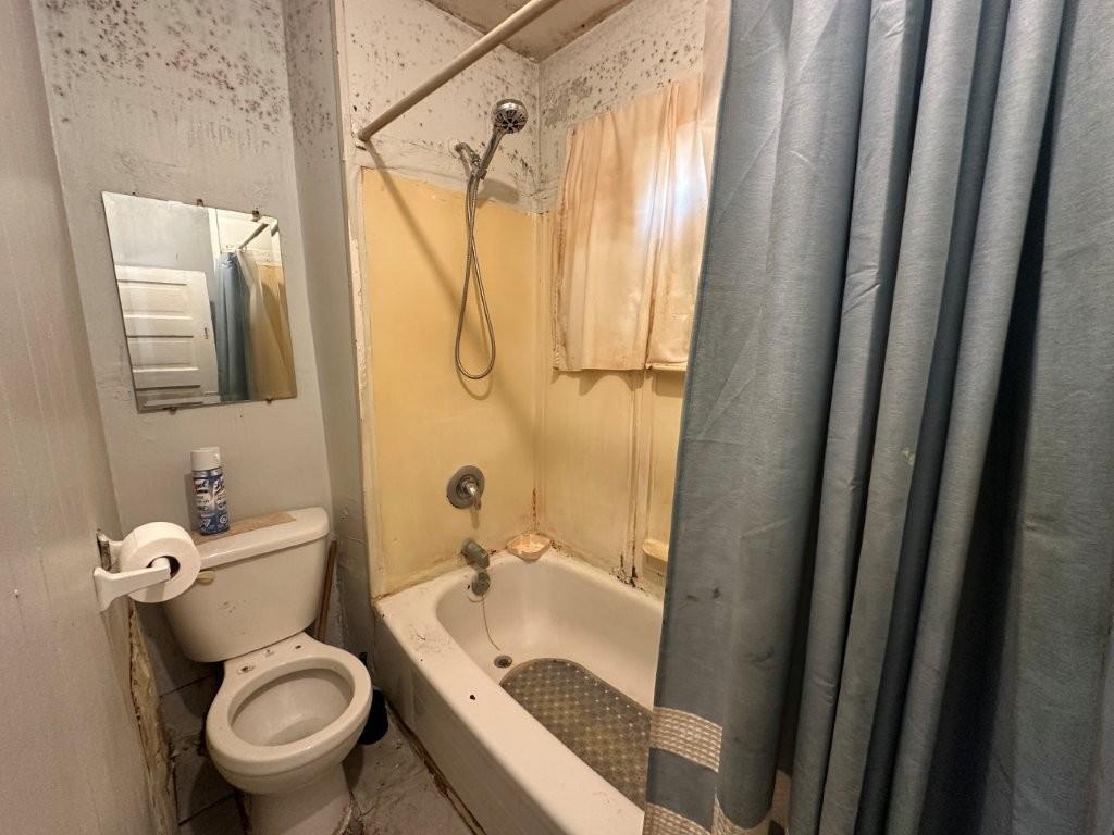 92 Windemere Ave S, Thunder Bay, ON - Indoor Photo Showing Bathroom
