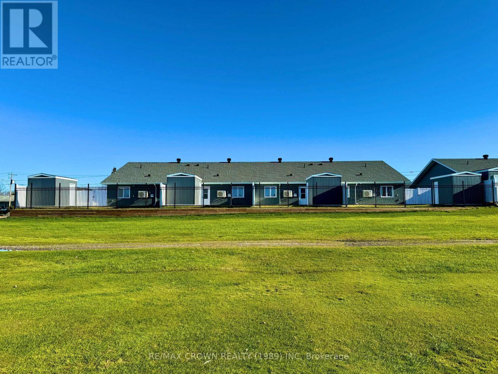 22 Golf Street, Kapuskasing, ON - Outdoor