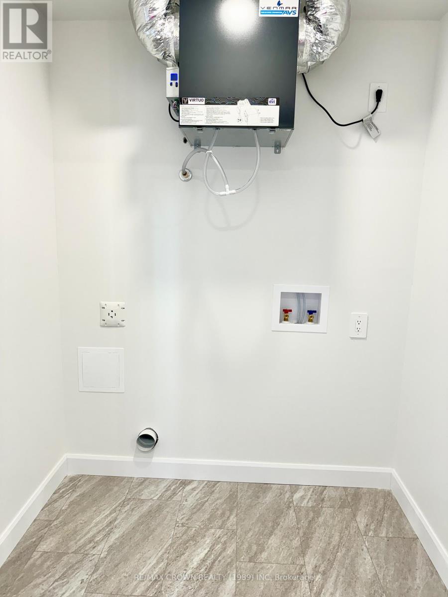 22 Golf Street, Kapuskasing, ON - Indoor Photo Showing Bathroom