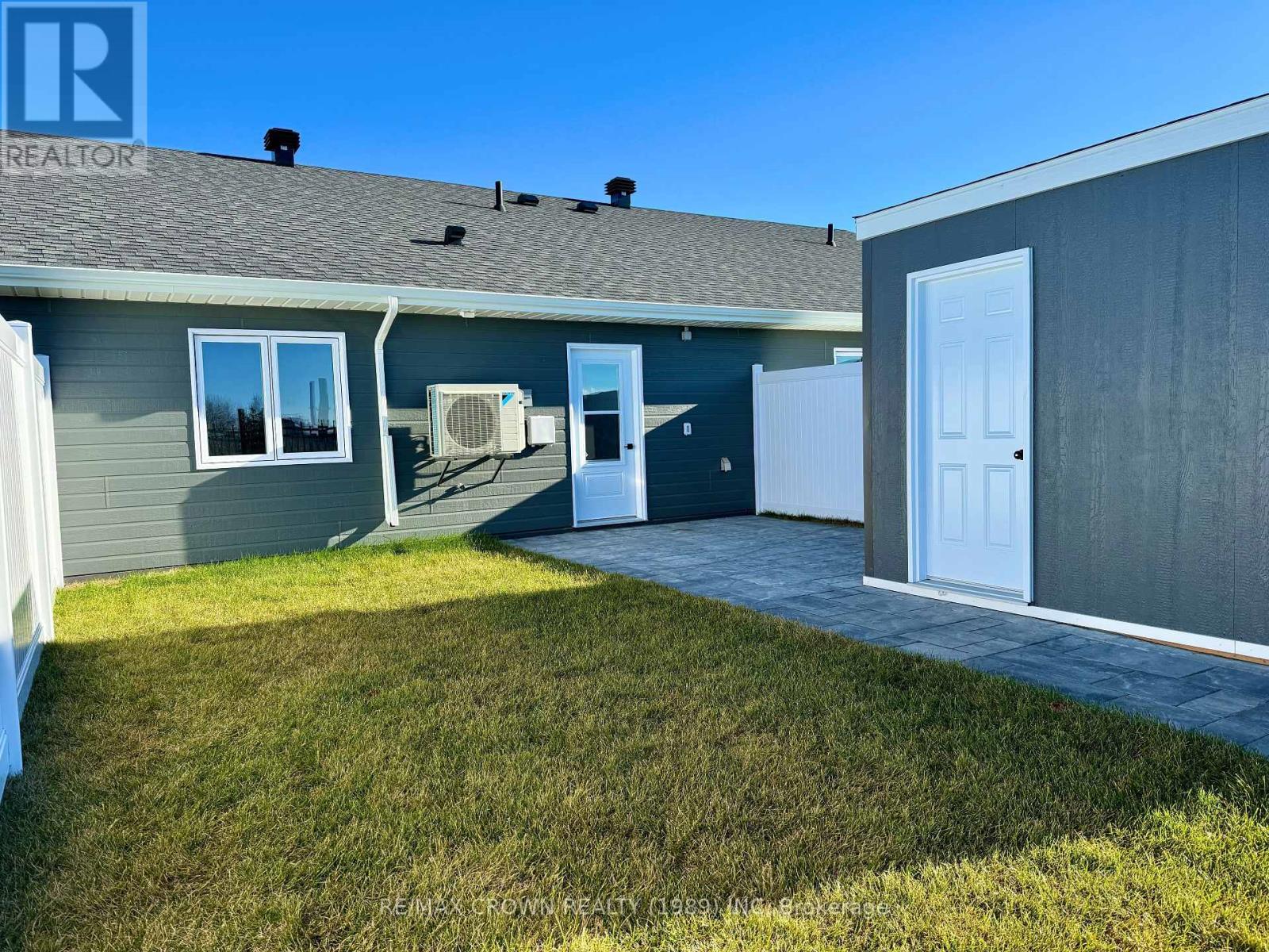 22 Golf Street, Kapuskasing, ON - Outdoor With Exterior