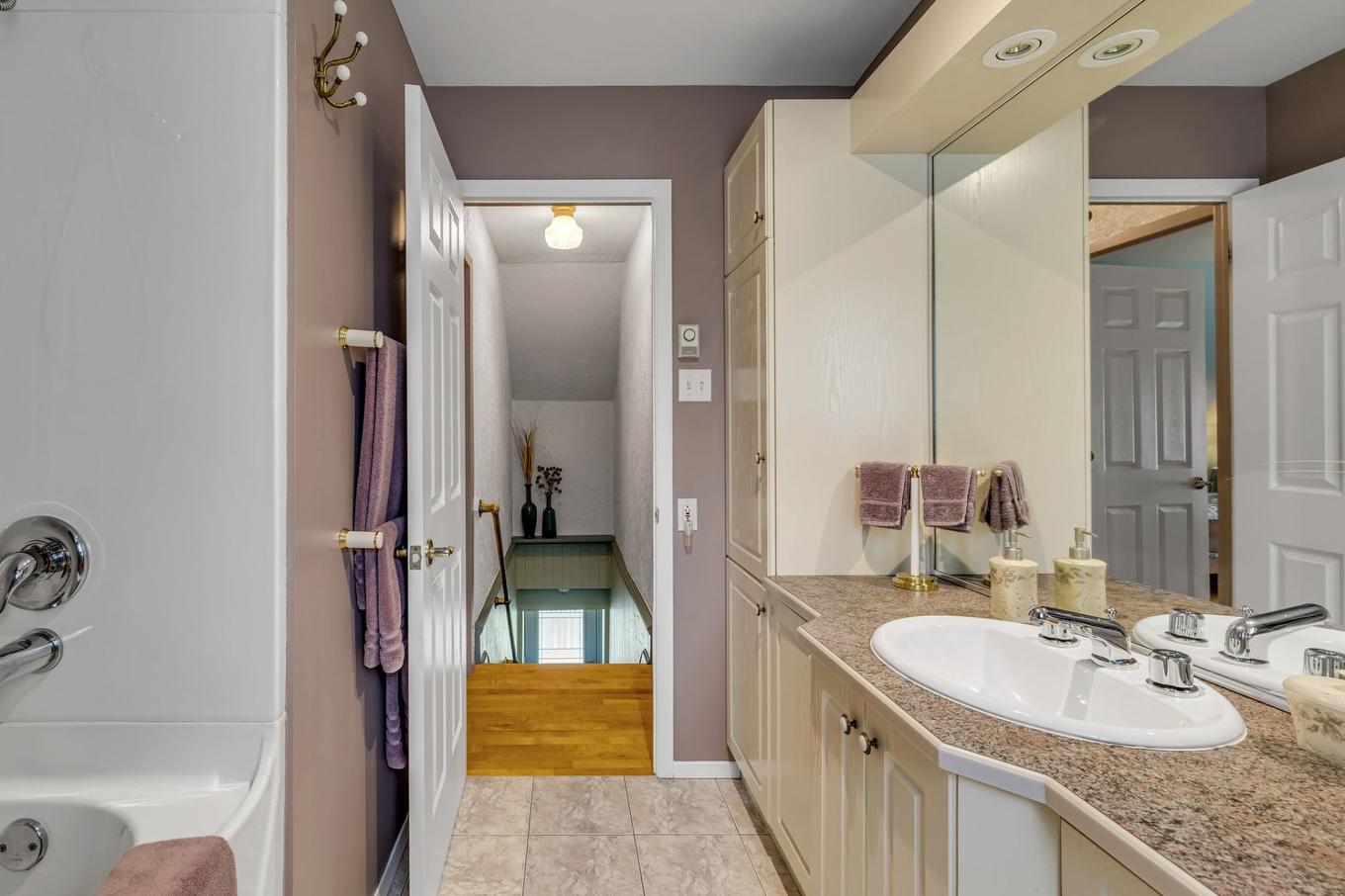 Bathroom - 1407 Boul. Bastien, Québec (Les Rivières), QC - Indoor Photo Showing Bathroom