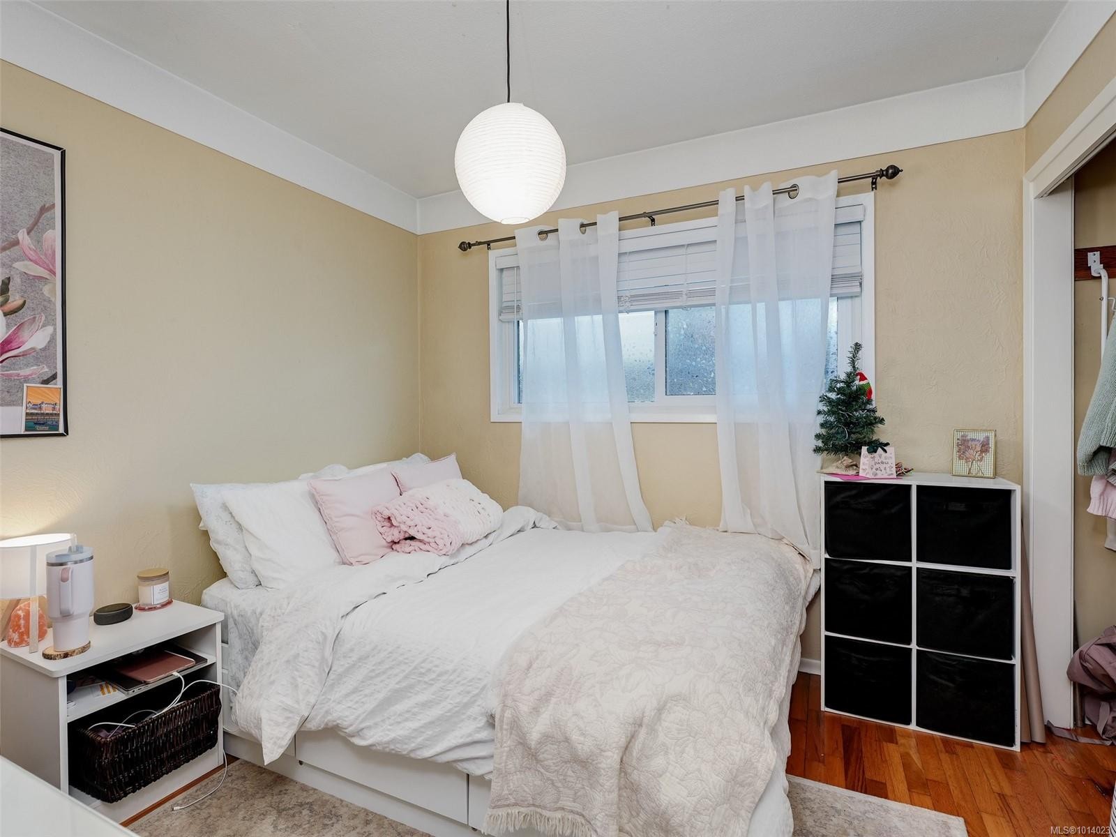 1660 Elm St, Saanich, BC