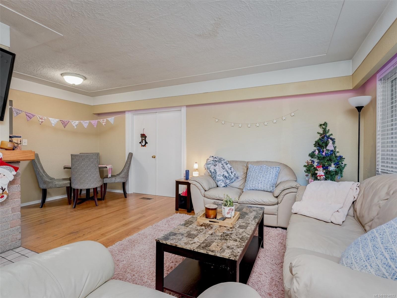 1660 Elm St, Saanich, BC