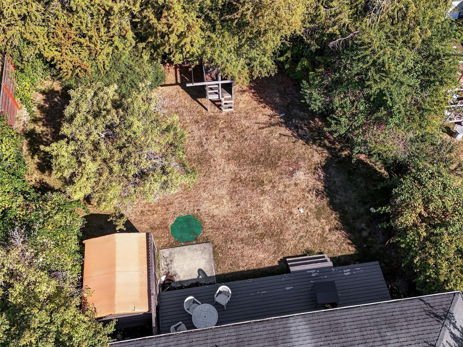 1660 Elm St, Saanich, BC