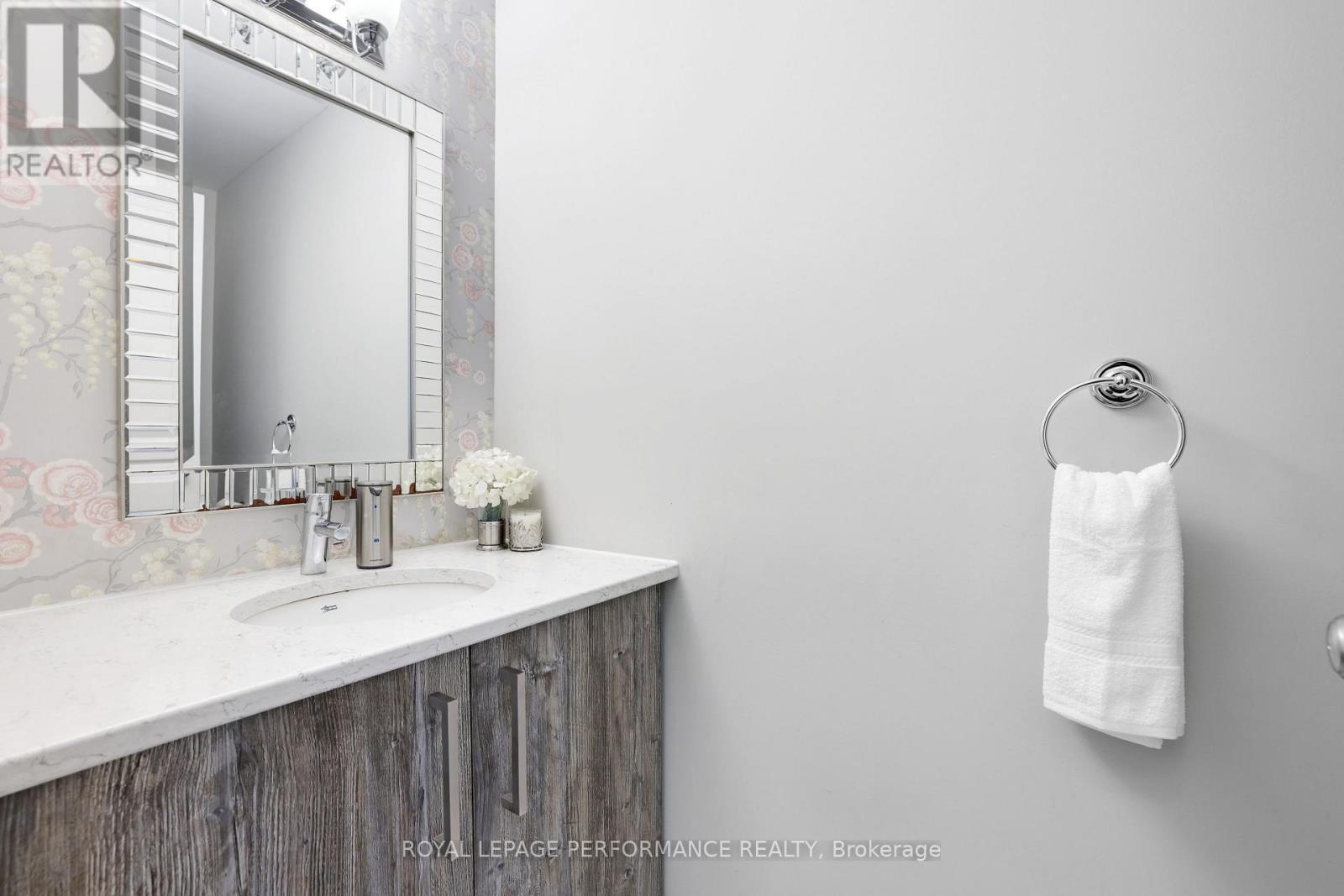 266 Shinleaf Crescent, Ottawa, ON - Indoor Photo Showing Bathroom