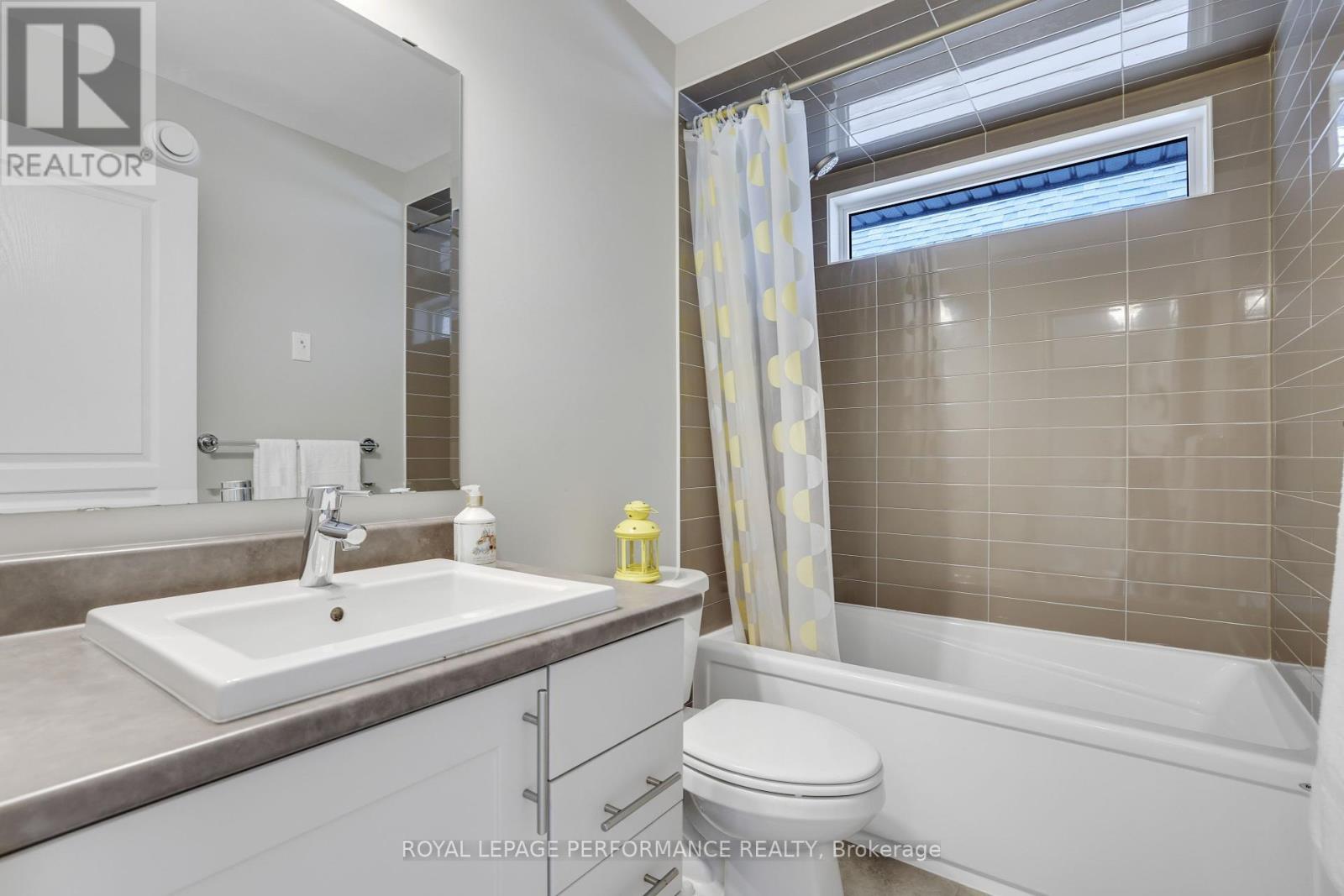 266 Shinleaf Crescent, Ottawa, ON - Indoor Photo Showing Bathroom