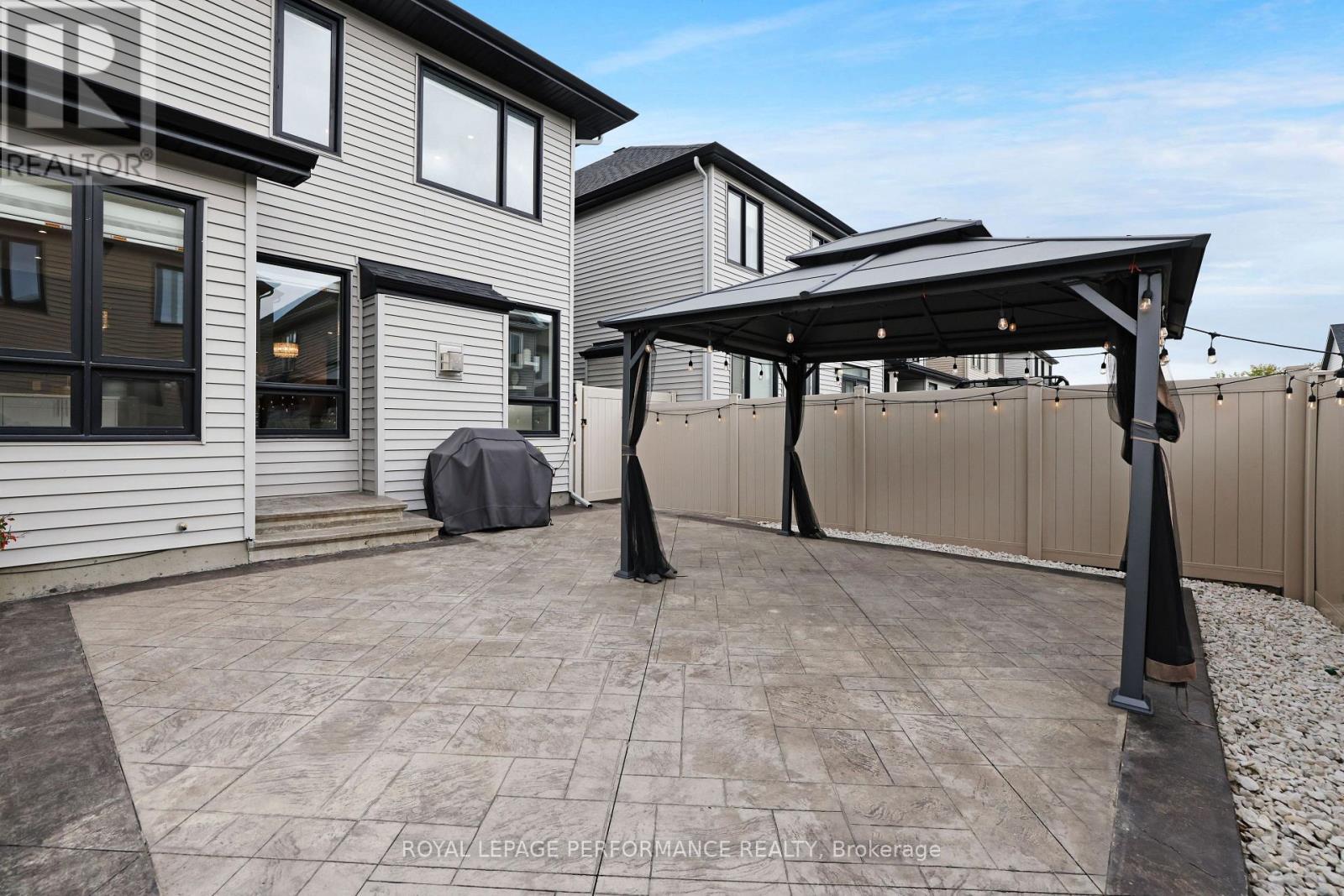 266 Shinleaf Crescent, Ottawa, ON - Outdoor