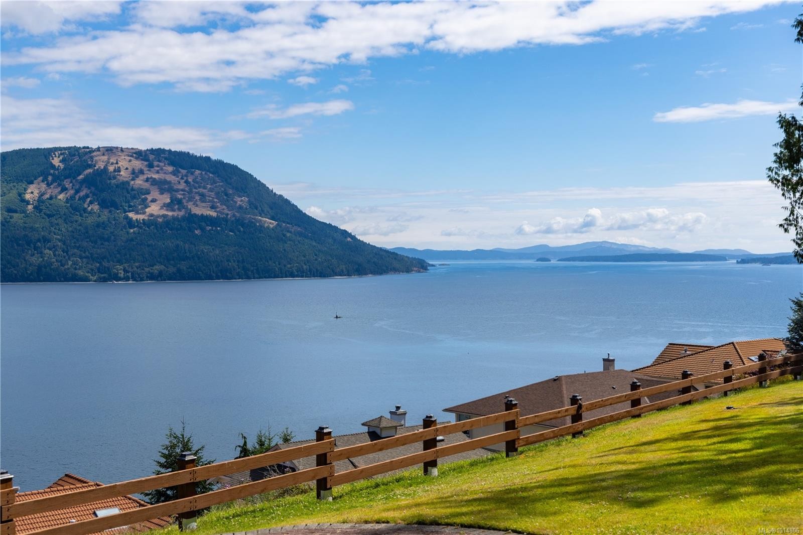 3635 Arbutus Dr North, Cobble Hill, BC