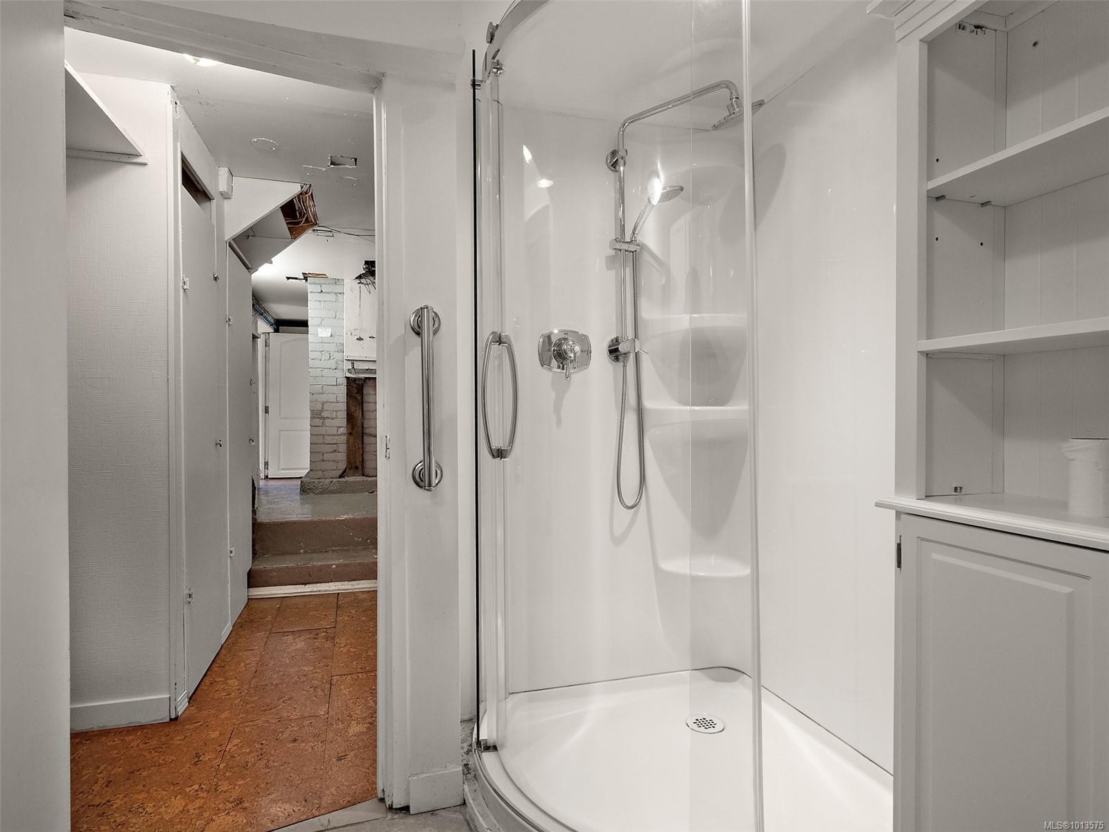 2702 Roseberry Ave, Victoria, BC