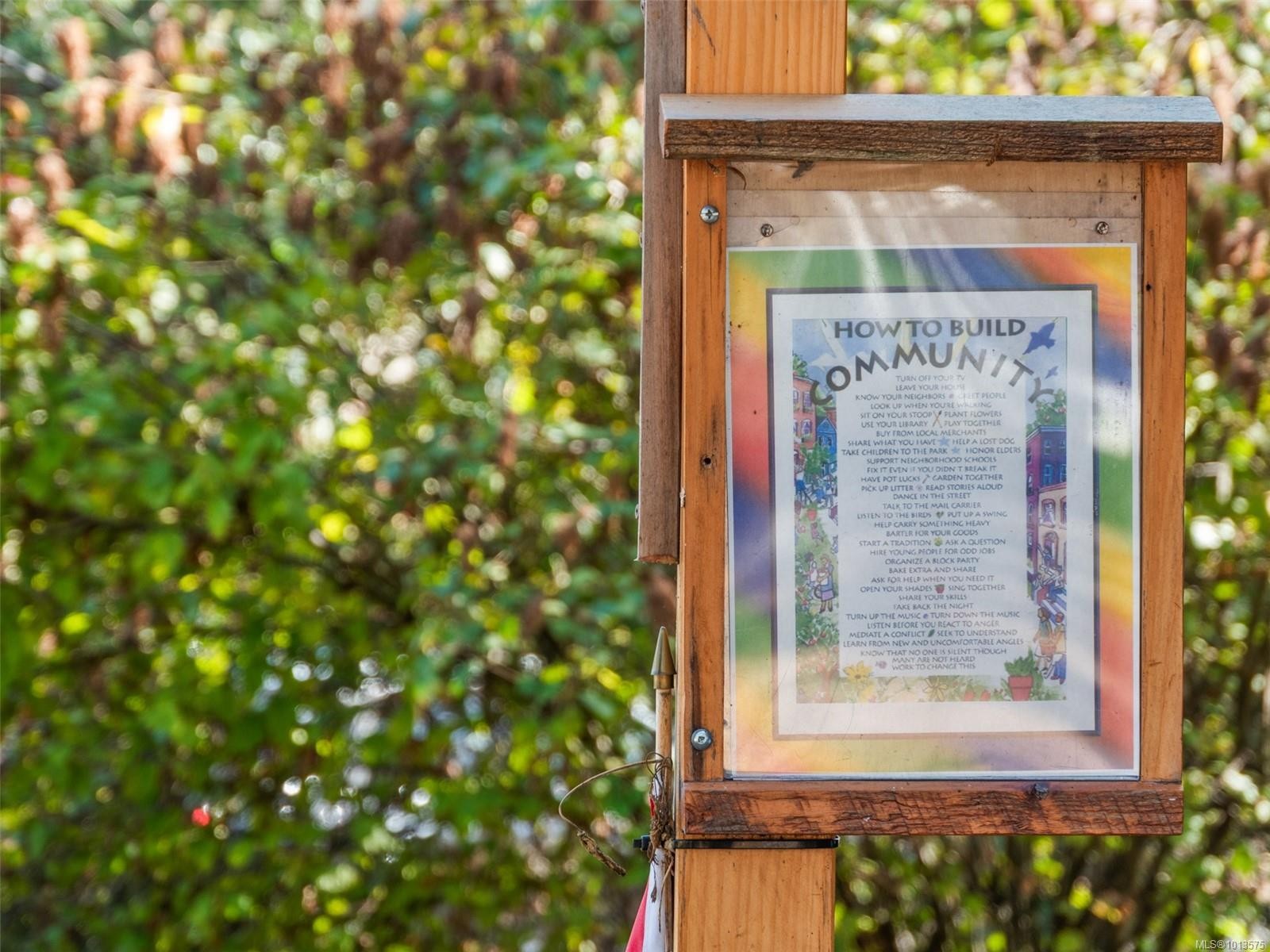 2702 Roseberry Ave, Victoria, BC